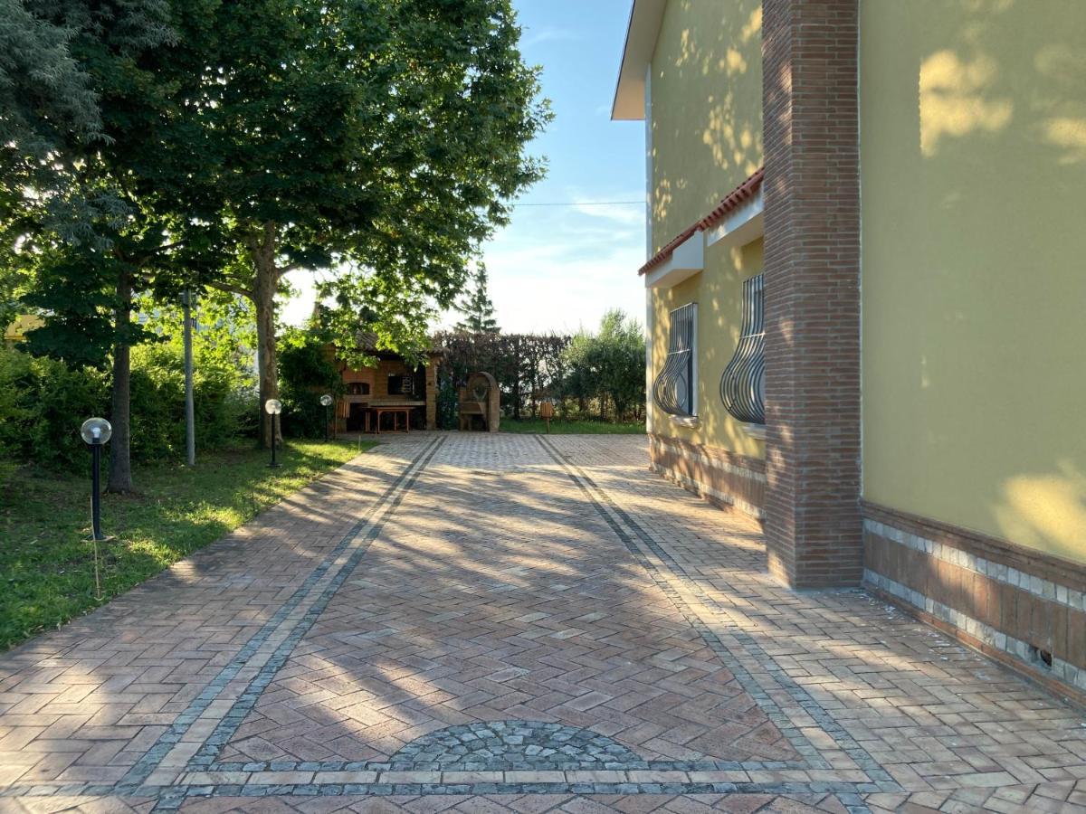 Agriturismo Tenuta Della Madama Venticano Eksteriør bilde
